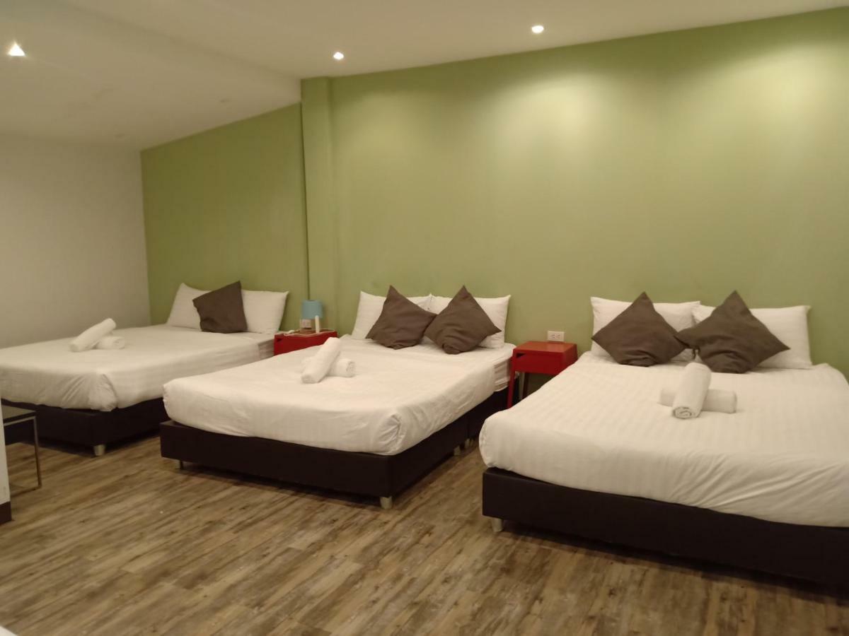 Resort M - Mrt Huai Khwang Bangkok Exterior foto