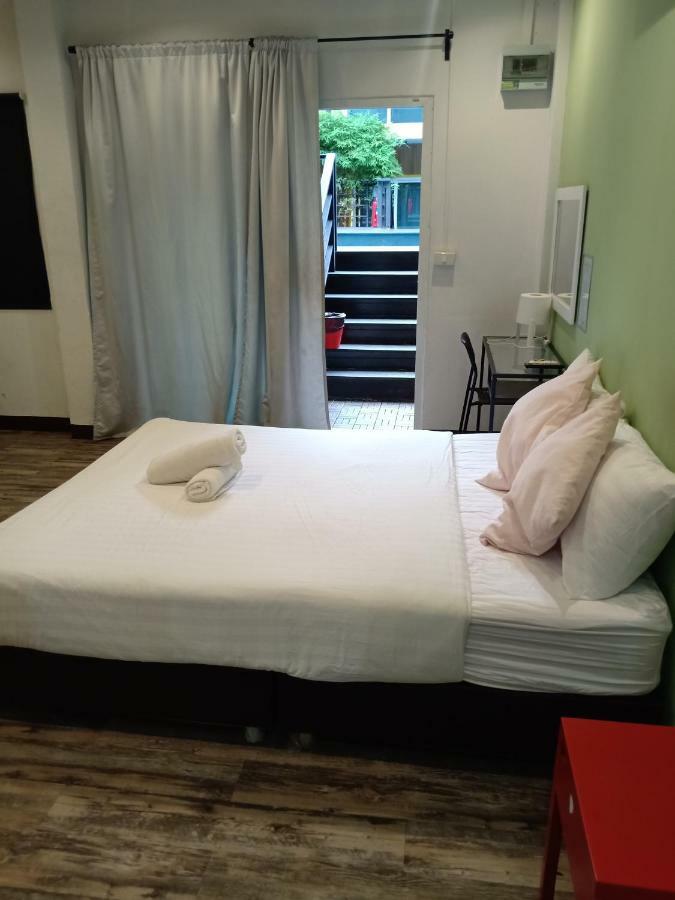 Resort M - Mrt Huai Khwang Bangkok Exterior foto
